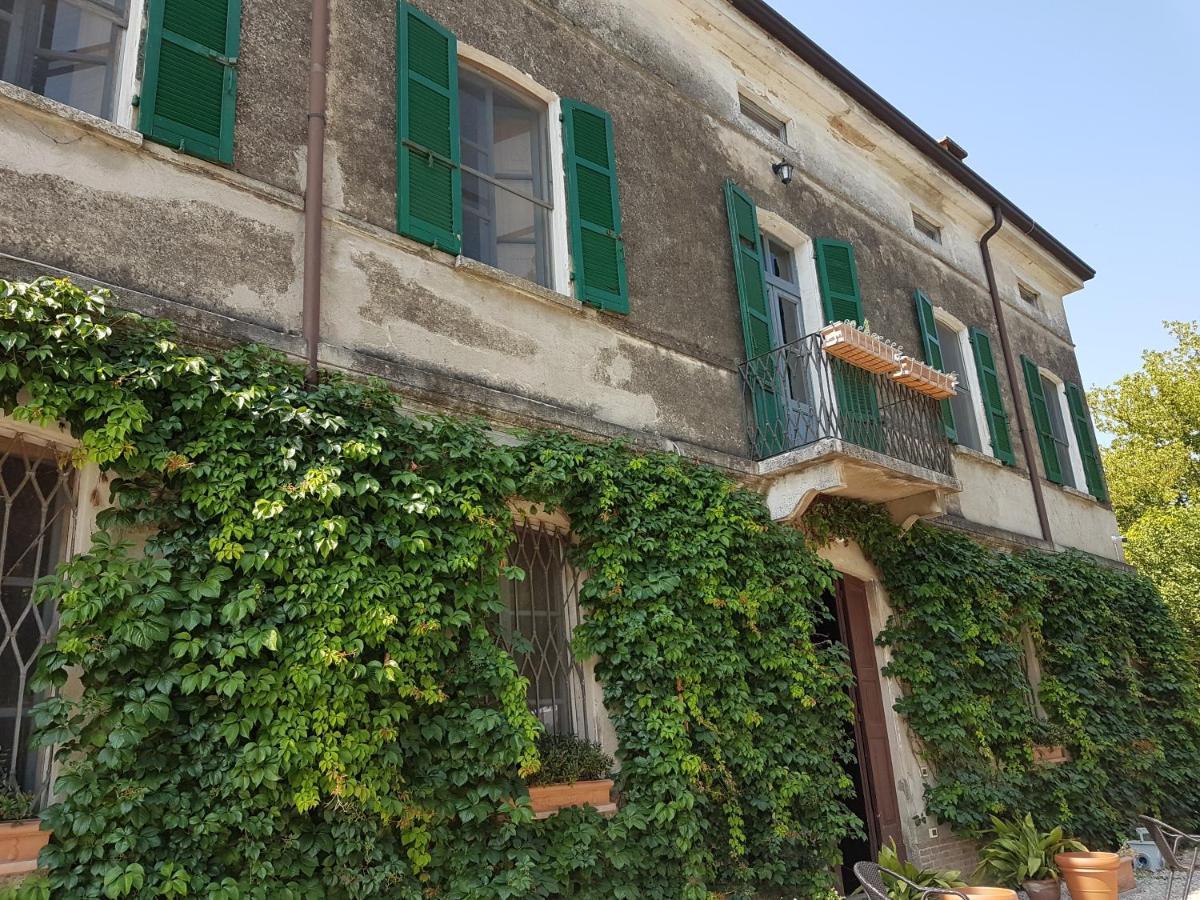 Corte Malpensata Bigarello Luaran gambar